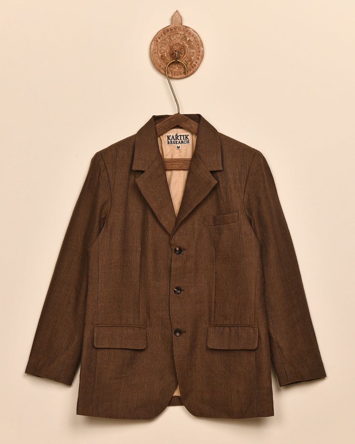 THREE BUTTON BLAZER