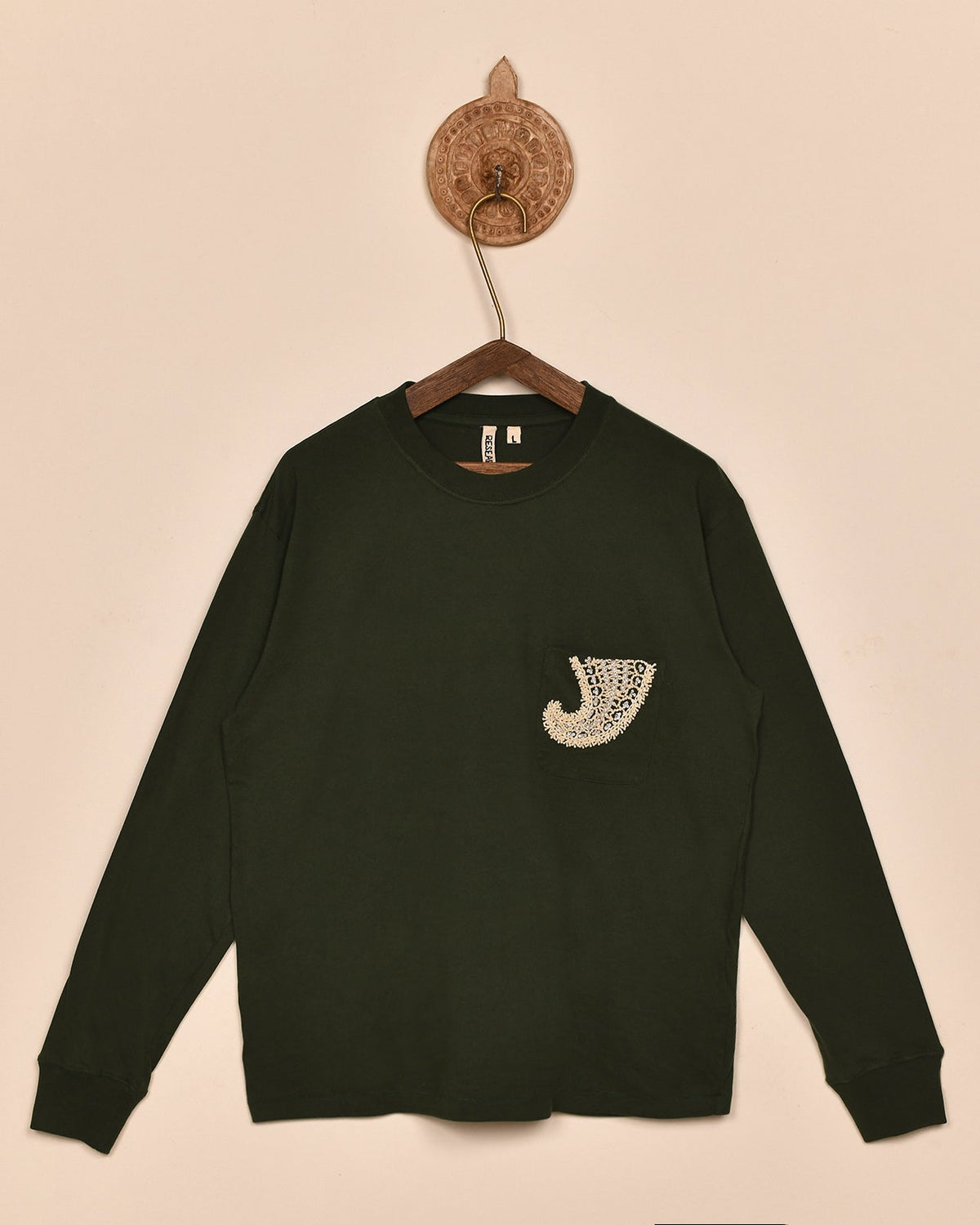CHIKANKARI TEE