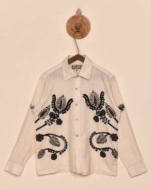 EMBROIDERED KNOT SHIRT