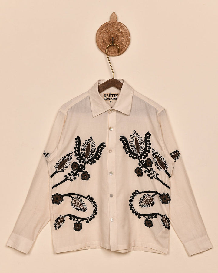 EMBROIDERED KNOT SHIRT